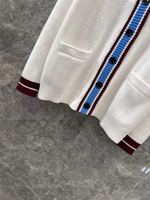 Gucci knitted V-neck cardigan